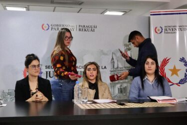 Apoyamos tu talento: SNJ habilita 50 Becas para Jóvenes más destacados del país