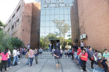 Este miércoles se conocerá la lista de postulantes a becas del Gobierno que rendirán el examen