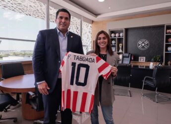 La Ministra mantuvo una reunión con Robert Harrison.