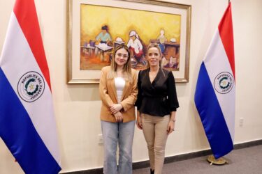 Reunión estratégica con la Primera Dama